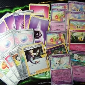 10 Pokemon, 10 Trainer Cards, 11 Energy - Deck Starter with Evolutions